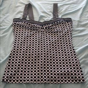 White house black market tank